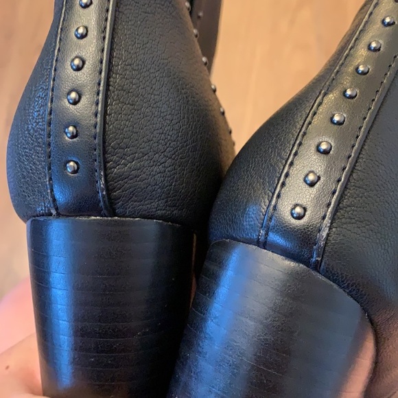 💕HP💕Saks Fifth Avenue black leather studded boots - Picture 14 of 16